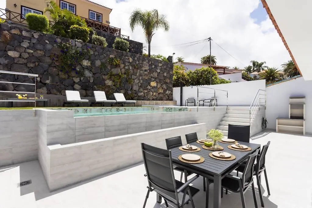 Sunnyland Villa Sauzal